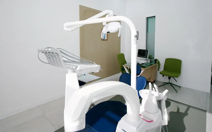 Zirkonyum & Veneer